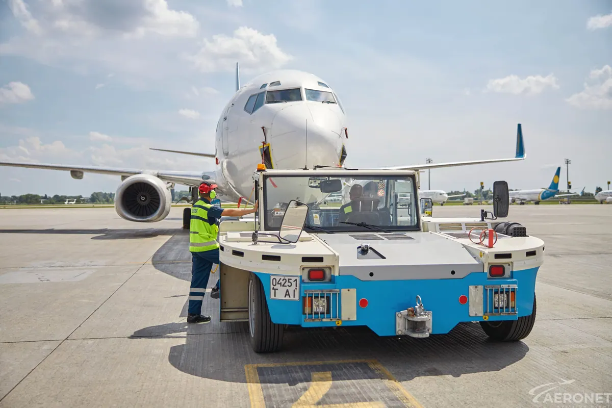 People and expertise in aviation and space